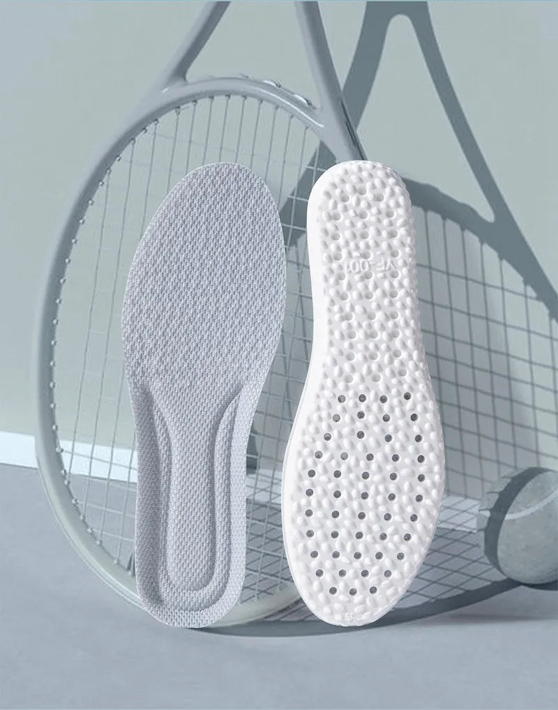 Soft sole sports shoes